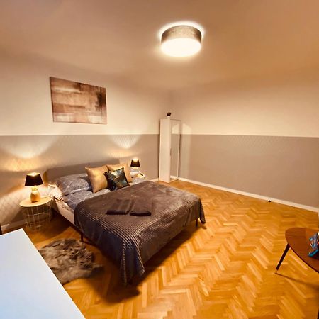 Clicktheflat Karmelicka Apart Rooms Варшава Экстерьер фото