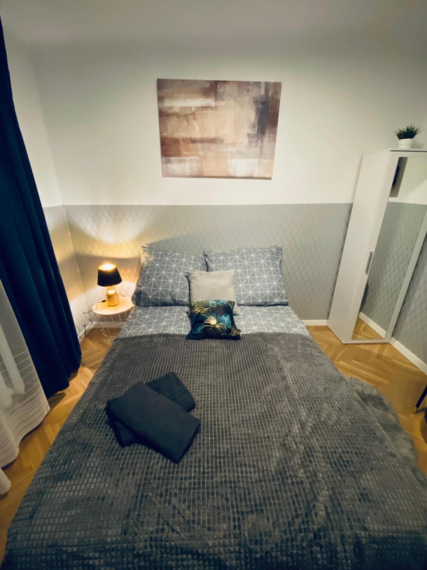 Clicktheflat Karmelicka Apart Rooms Варшава Экстерьер фото